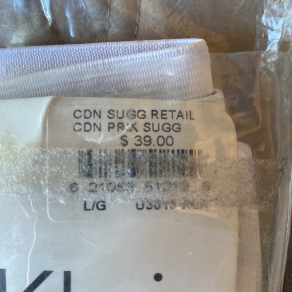 3 packs of Men’s Large Calvin Klein boxer briefs. 100% cotton. 2 per pack - Picture 4 of 6